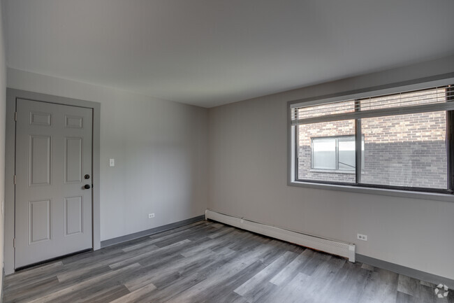 3BR, 2BA - 1000SF - 1ST Bedroom
