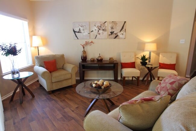 Photo - 350 Cypress Creek Road Unidad 11312