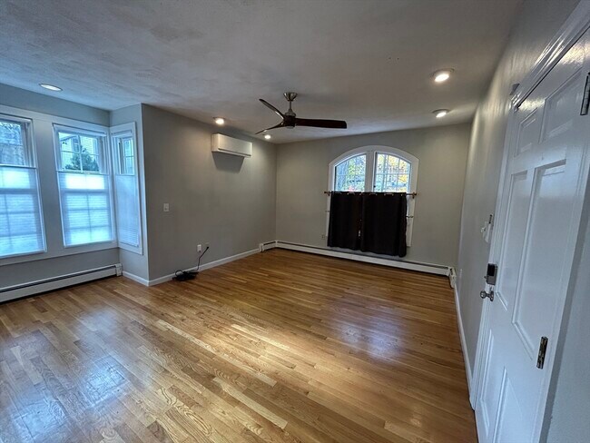 Photo - 120 Highland St Unidad 1