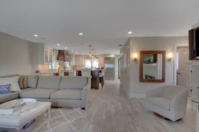 Photo - 16 N Haverford Ave