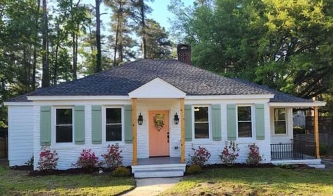 Building Photo - Fully Renovated 3 Bedroom 2 Bath Home in Forest Acres