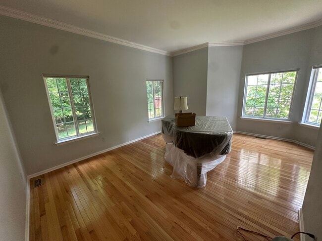 Photo - 135 Woods End Rd