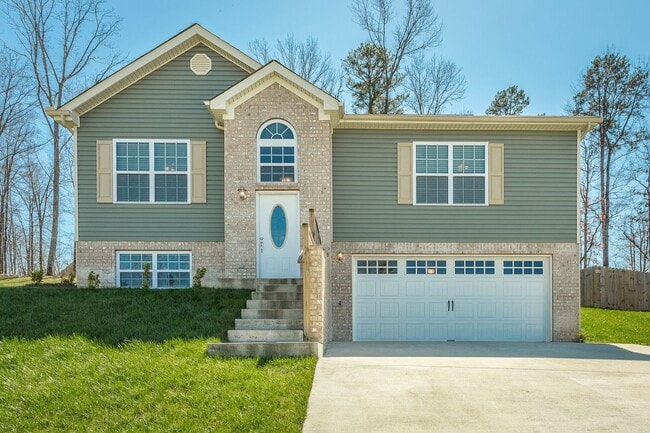 Photo - Beautiful Soddy Daisy Home!