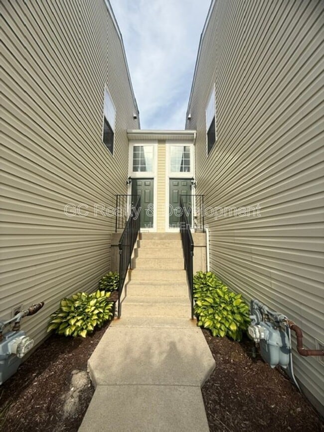 Photo - 1064 Turin Dr