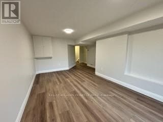 Photo - 28 Royal Cedar Ct