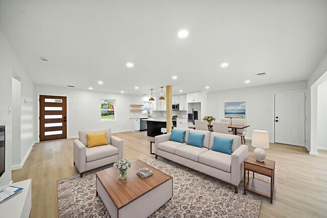 Photo - 6034 Birchmont Dr