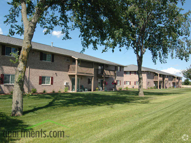 Layden Drive Estates Apartments - Layden Drive Estates Apartments