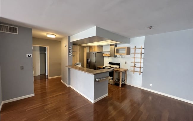 Photo - 1745 Camino Palmero St Unit 420