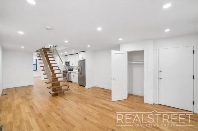 Photo - Magnificent 4 Bed 3.5 Bath Brownstone Duplex in Crown Heights