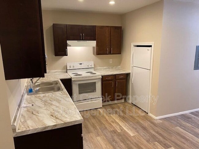 Photo - 808 E Erie Ave