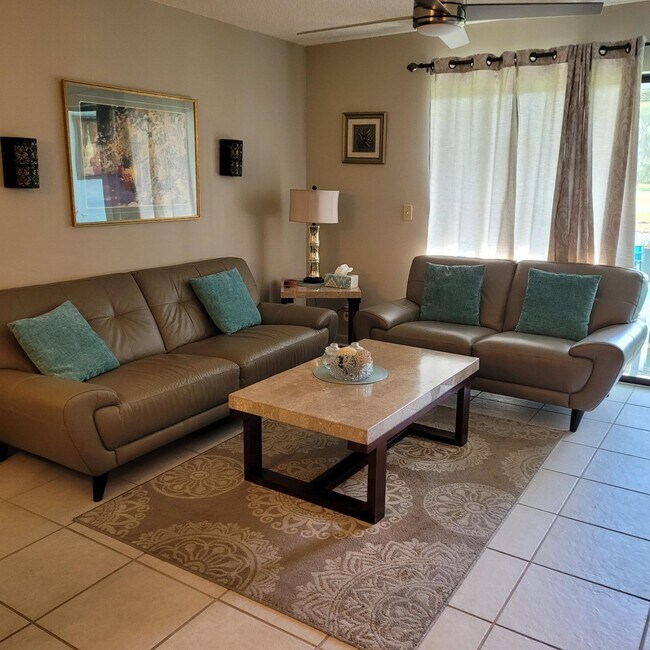 Photo - 4626 Lucerne Lakes Blvd E Unidad 106