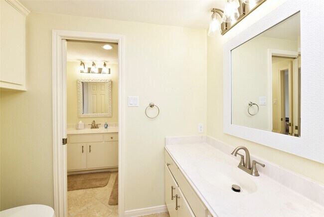 Photo - 12800 Melville Dr Unit 106A