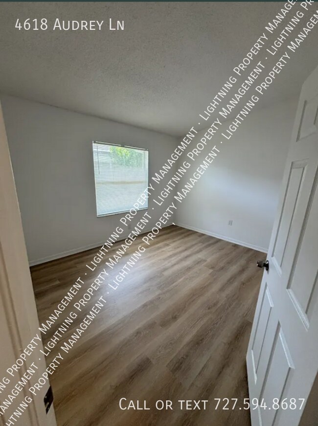 4618 Audrey Ln