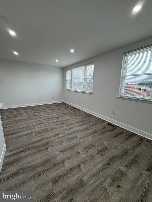 Photo - 9762 Hilspach St