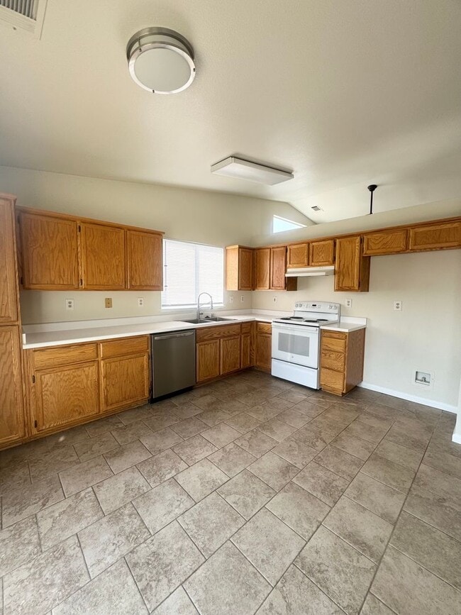 Photo - Nice Home in Quail Ridge Estates!!