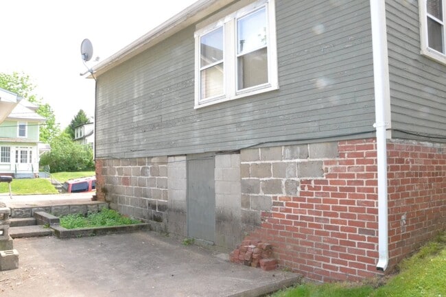 402.5 Mulberry St Unit 402.5