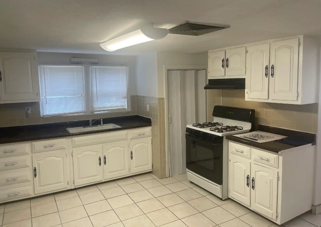 Photo - 7817 West Dr