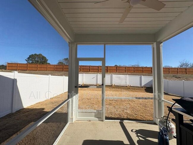 Photo - 154 S Finley Lndg Pkwy