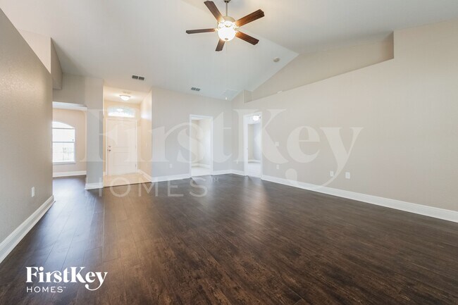 Photo - 1581 Lemon Ave