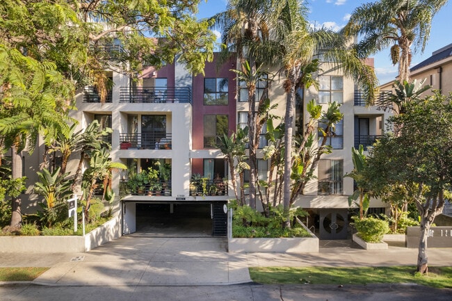 Building Photo - 12000 Goshen Ave