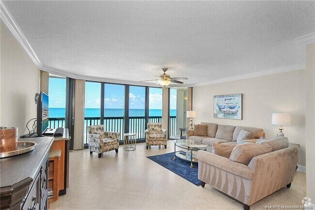 Building Photo - 9550 S Ocean Dr Unit 705 Rental