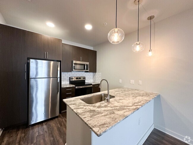 Building Photo - 2621 Live Oak St Unit 816 Rental