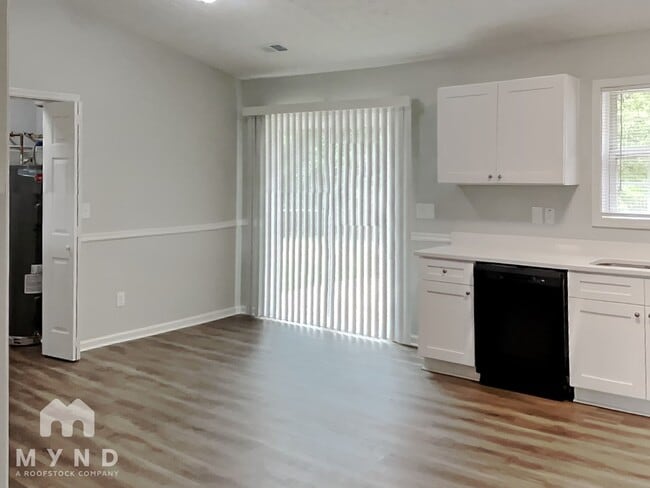 Photo - 140 Pebble Ridge Dr