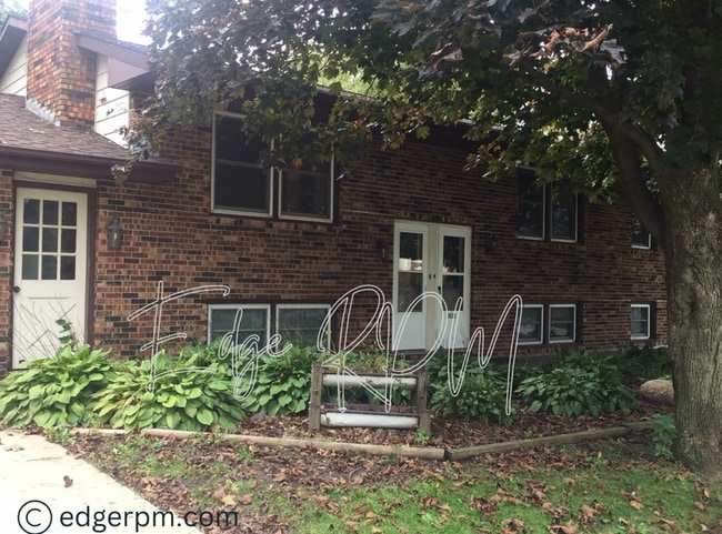 Building Photo - 2624 W 3rd St Unit 1