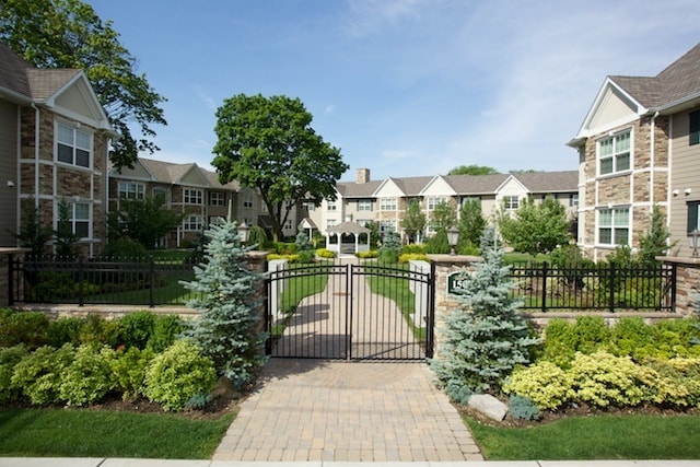 Fairfield Courtyard At Farmingdale