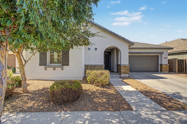 Building Photo - 22503 E Calle de Flores