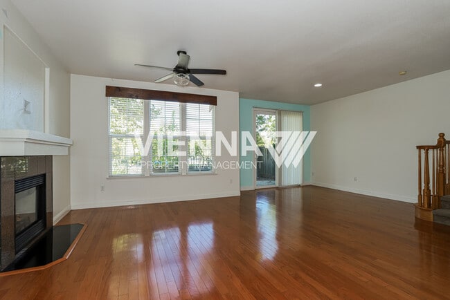 Photo - 907 Marvin Gardens Way Unit -