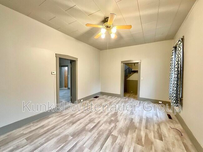 Photo - 104 S Alton St