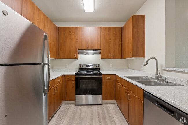 1BR, 1BA - 720SF - Kitchen