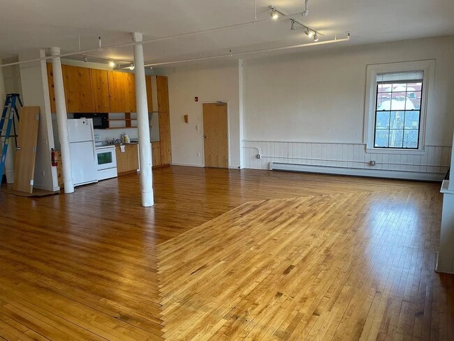Photo - 265 Main St Unit 304