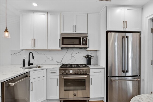 Photo - 7 Bell Ct Unit 2