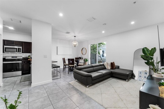 Photo - 134 SE 28th Ter Condo Unit 10