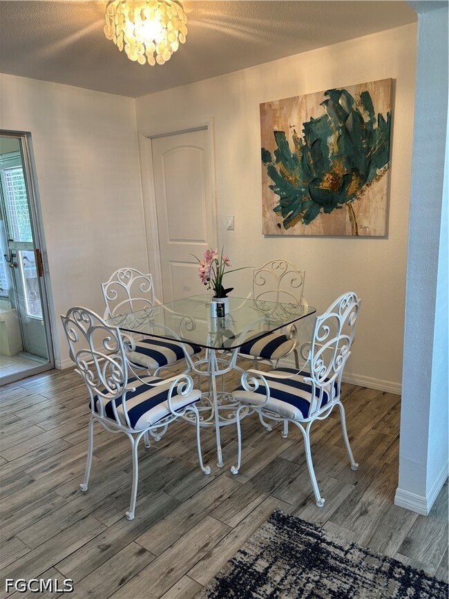 Photo - 879 Lake McGregor Dr