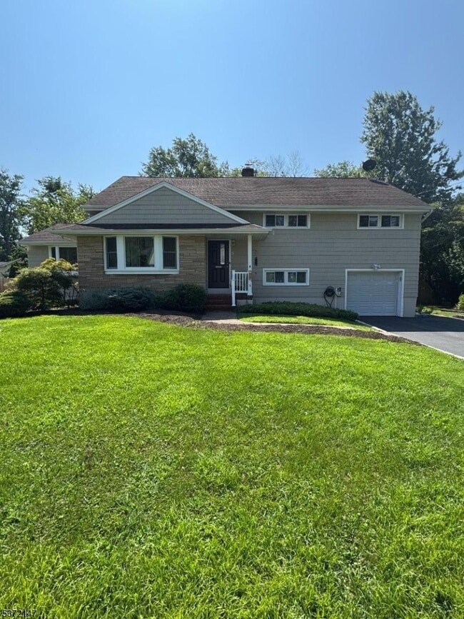 Building Photo - 5 Westbrook Rd Rental