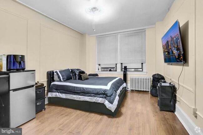Building Photo - 1324 Locust St Unit 420 Rental