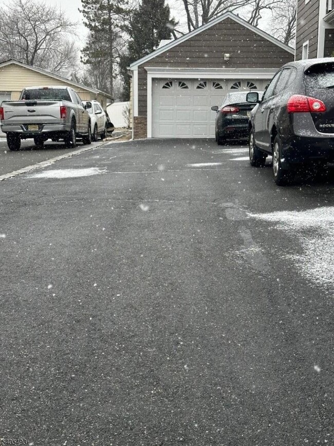 Photo - 200 Claremont Ave