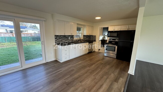 Photo - Ranch Style 3BD Home - SE Portland!