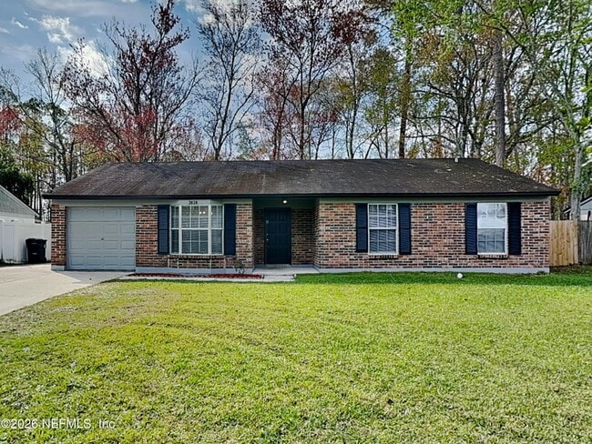 Building Photo - 2626 Pinewood Blvd