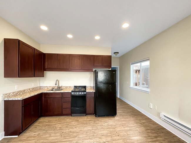 Photo - 207 3rd St Unit A