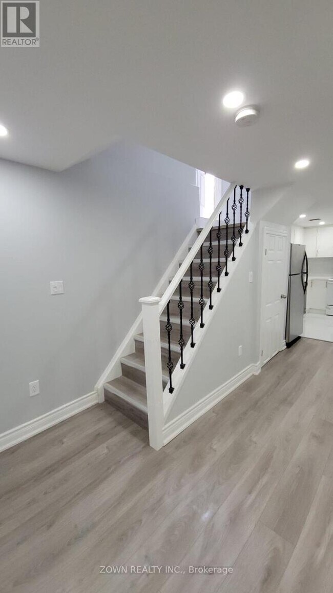 Photo - 1668 Portland Ct