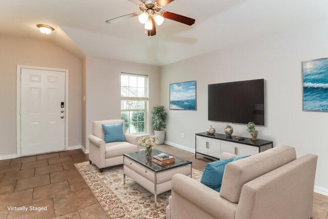2412 Hawkwood Ct