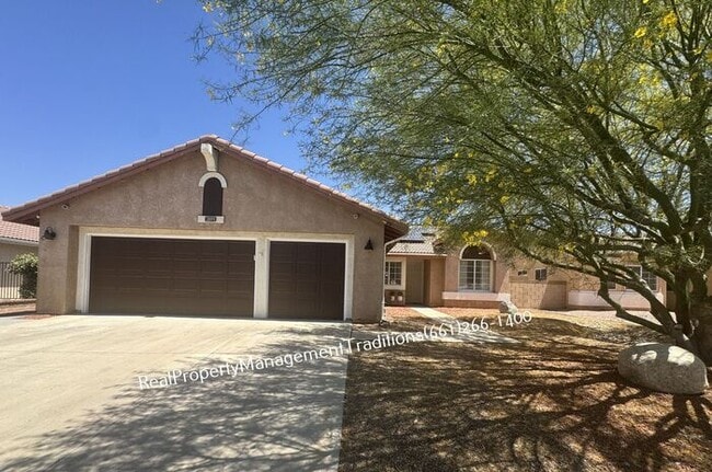 Building Photo - 3Bed+2 Bath Rancho vista Home