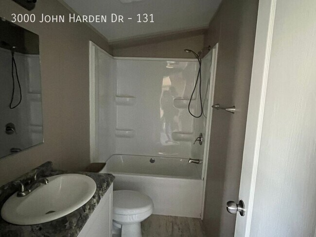 Photo - 3000 John Harden Dr