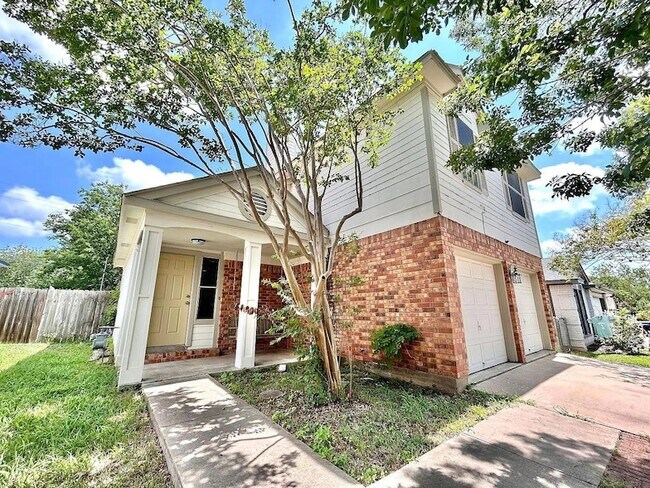 Photo - 806 Minturn Ln