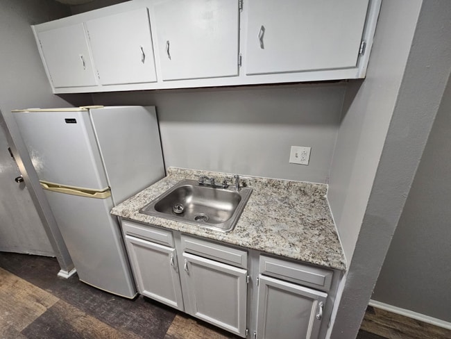 Photo - 13540 Superior Rd Unit 211