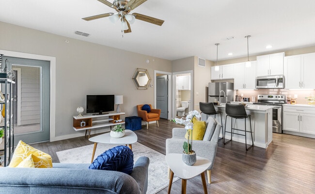 Photo - Azali at 7510